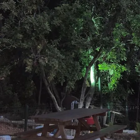 Doganin Icinde Lueks Jakuzili Balayi Bungalovu * Kumluca