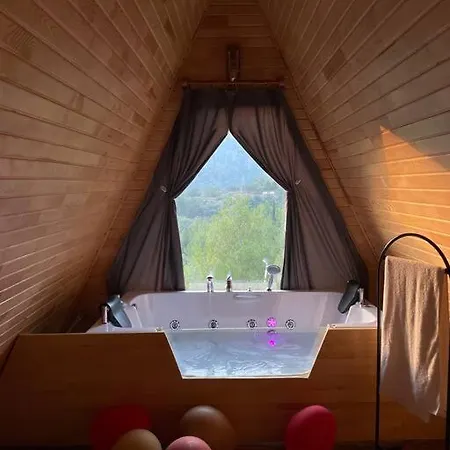 Horská chata Doganin Icinde Lueks Jakuzili Balayi Bungalovu *